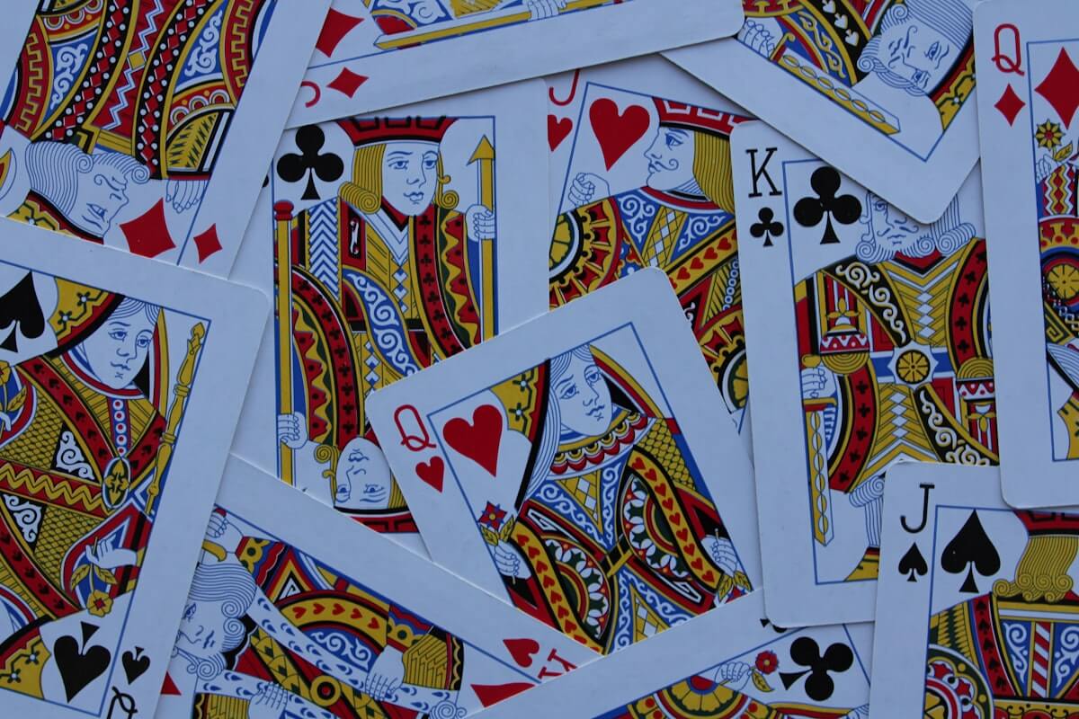 10 Best Card Games for Groups with Money